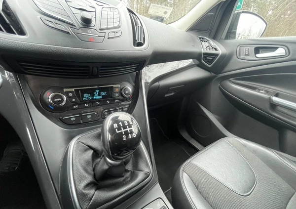 Ford Kuga cena 62900 przebieg: 140000, rok produkcji 2015 z Czerwionka-Leszczyny małe 106